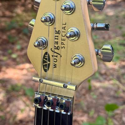 Like New - EVH Wolfgang Special in Pharaohs Gold image 3