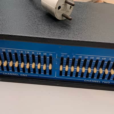 MXR Dual fifteen band eq image 3