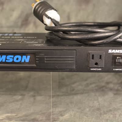 Samson  PB9 Power Brite Distribution Conditioner Single Space Rack Rider w Pull Out Light image 3