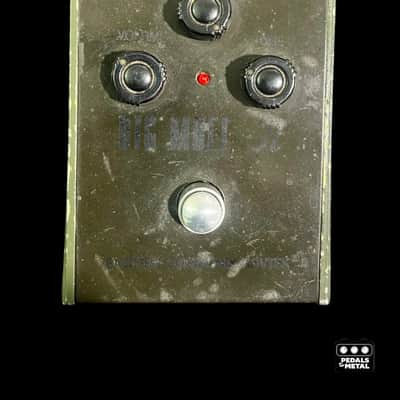 electro harmonix  tall font green russian big muff-x18873 image 1