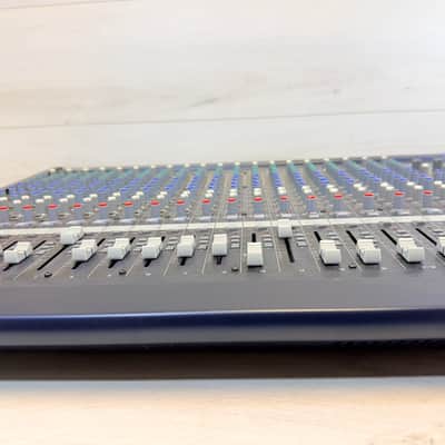 Yamaha MG24/14FX 24-Channel Analog Mixer w/ Dual SPX Effects 2000's image 16