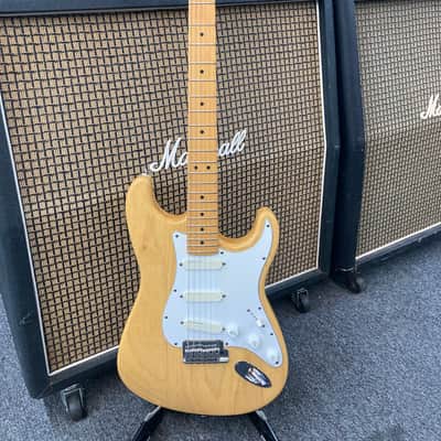 1995 Fender Strat Plus Deluxe with Maple Fretboard - Natural image 2