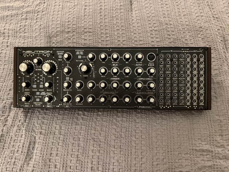 Behringer Neutron Paraphonic Analog and Semi-Modular Synthesizer + Audio Parasites Black Panel image 1
