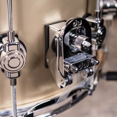 DW- DRPT6514SSGT- DW  Performance Series Snare Drum 6.5x14 Hard Satin Lacquer - Gold Mist image 7