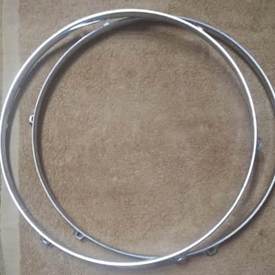 Unknown 16" rim 6 hole - Pair 2000's Chrome image 2
