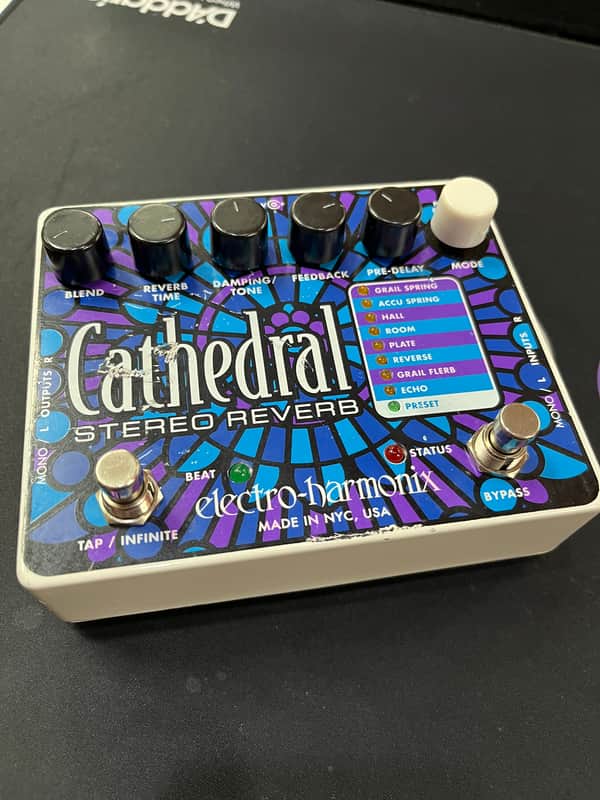 Electro-Harmonix Cathedral Stereo Reverb 2009 - 2020 - Blue / Purple