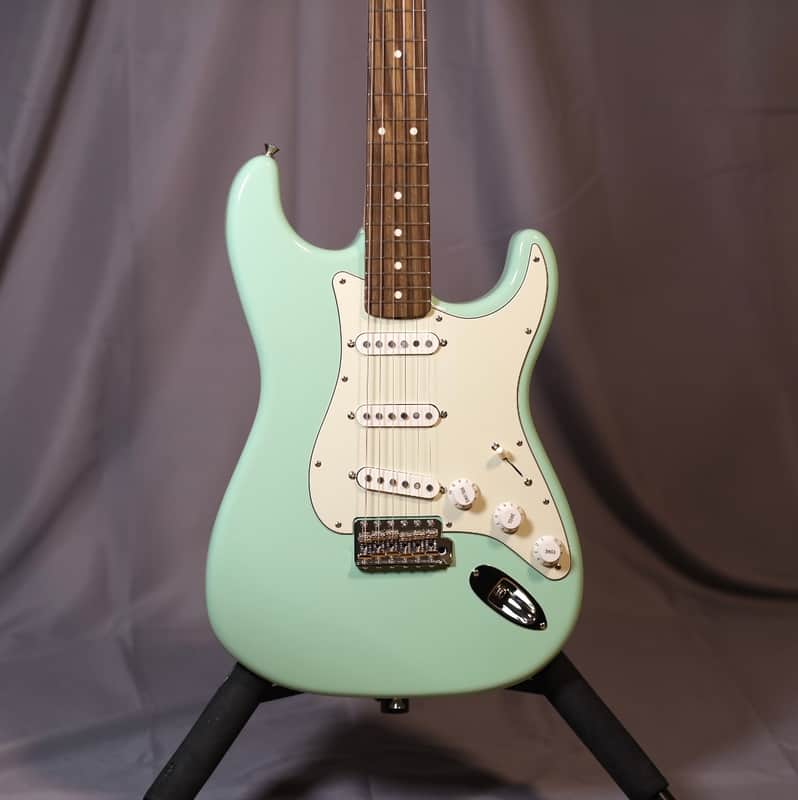 Fender MIJ Traditional II '60s Stratocaster 2025- Surf Green image 1