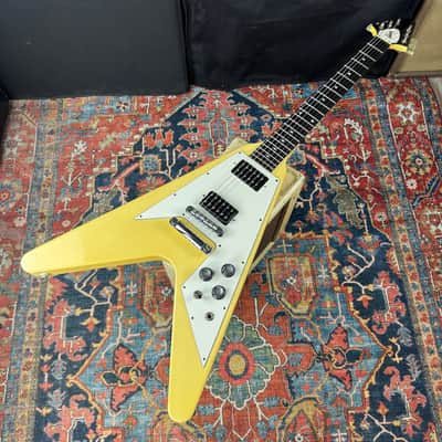 Gibson Flying V '67 Vintage Reissue Classic White - 1999 image 4