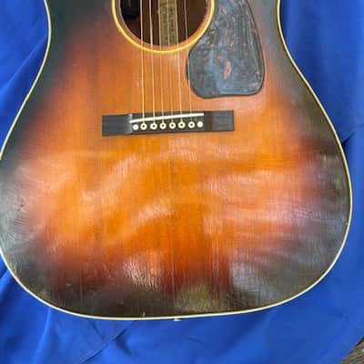 Gibson J-45 1948 - sunburst image 2