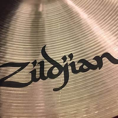 Zildjian A0037 24" A Zildjian Medium Ride Cymbal w/ Video Link image 6