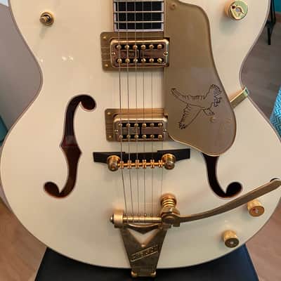 Gretsch G6136T-59 Vintage Select '59 Falcon with Bigsby 2016 - Present - Vintage White image 5