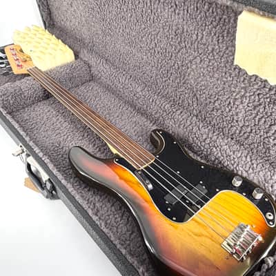 Fender Precision Bass Fretless 1970 - 1983 | Reverb