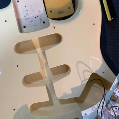Fender Traditional '60s Stratocaster MIJ 2018 Vintage White Limited Run Made in Japan w/ Bag image 18