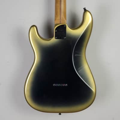 Immagine 2024 Fender American Pro II Stratocaster HSS HT - Eclipse - 2