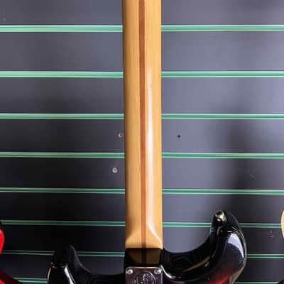 Fender American Standard Stratocaster 3-Color Sunburst 2004 Electric Guitar image 11