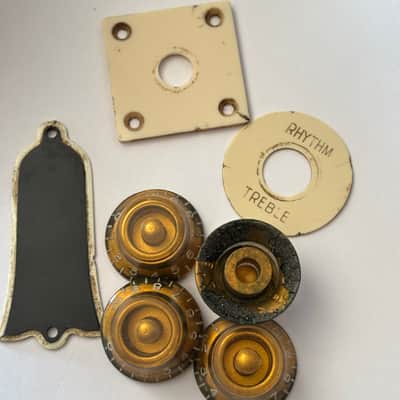 Gibson aged set Top Hat knobs, Jack plate Toggle switch plate and historic truss rod cover, relic, Les Paul Top Hat knobs and jack plate, Les Paul, relic | 59 Parts image 1