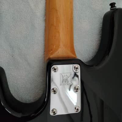 Ernie Ball Music Man Classic Stingray 4 2011 - Gloss Piano Black image 6