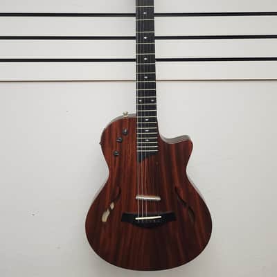 Taylor T5z Classic with Tropical Mahogany Top 2017- Natural image 1