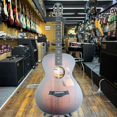 Taylor 322e 12-Fret All-Mahogany Acoustic-electric Guitar Shaded Edgeburst w/Hard Case image 4
