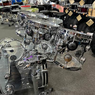 Chad Smith's DW Collector's Acrylic 8/10/12/14/20" Drum Set Kit with Matching 14" Snare image 9