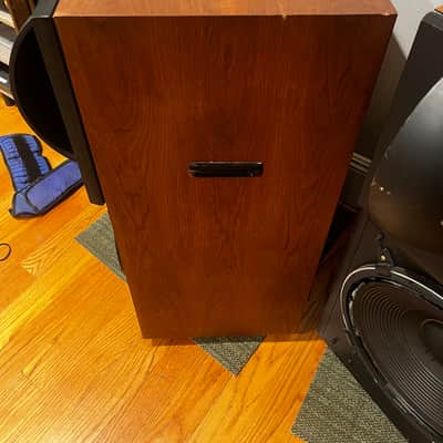JBL 4430 - Wood image 7