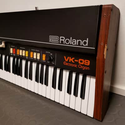 Roland VK-09 61-Key Electronic Organ | Reverb