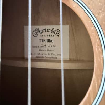 Martin T1K Koa Tenor Ukulele 2012 - 2019 - Natural image 5