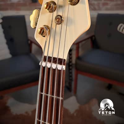 Ernie Ball Music Man StingRay 5 H Ivory White 2013 image 4