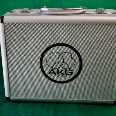 AKG C414 XLS Large Diaphragm Multipattern Condenser Microphone 2010s - Black image 8