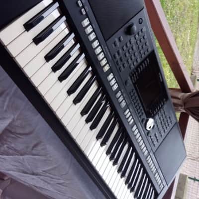 Yamaha PSR S950 Keyboard image 1