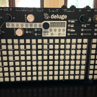 Synthstrom Audible Deluge 64-Voice Desktop Synthesizer with Numeric Display Model DE-01 – Mint – Clear Hard Cover – Free Shipping image 2