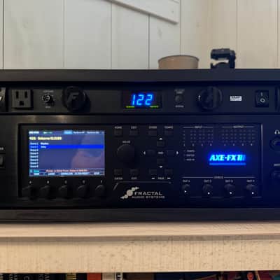 Fractal Audio Axe-FX III 2018 - 2020 - Black image 2