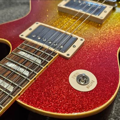 Gibson Custom Shop Les Paul Standard - Sunburst Sparkle - Mint image 18