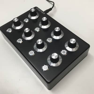 KRISCHER - M8 / analog polyphonic synth image 2
