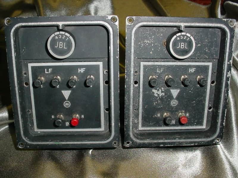 Pair of JBL N-7000 Crossovers used in Paragon, Metregon, SR8 Olympus & Sovereign image 1