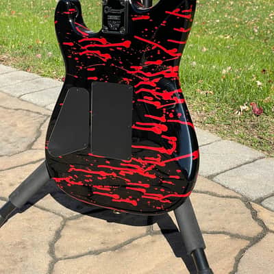 Charvel Warren DeMartini 2023 - Blood & Skull image 5