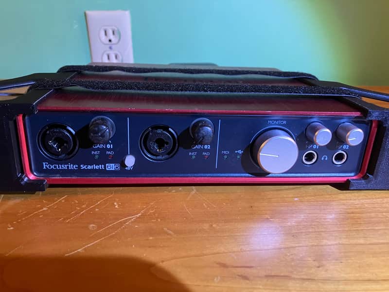 Focusrite Scarlett 6i6 2nd Gen USB Audio Interface | Reverb
