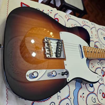 Fender Vintera '50s Telecaster Maple 2-Color Sunburst 2019 image 3