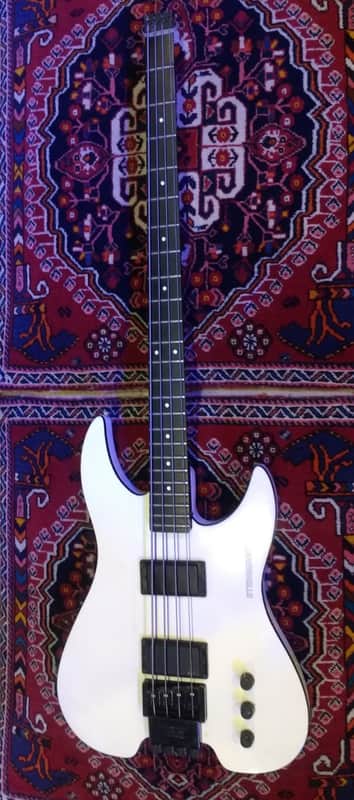 Steinberger XM-2 Bass guitar 1988 White image 1