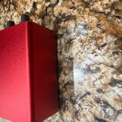 Focusrite Scarlett 4i4 4th Gen USB Audio Interface 2023 - Present - Red image 3