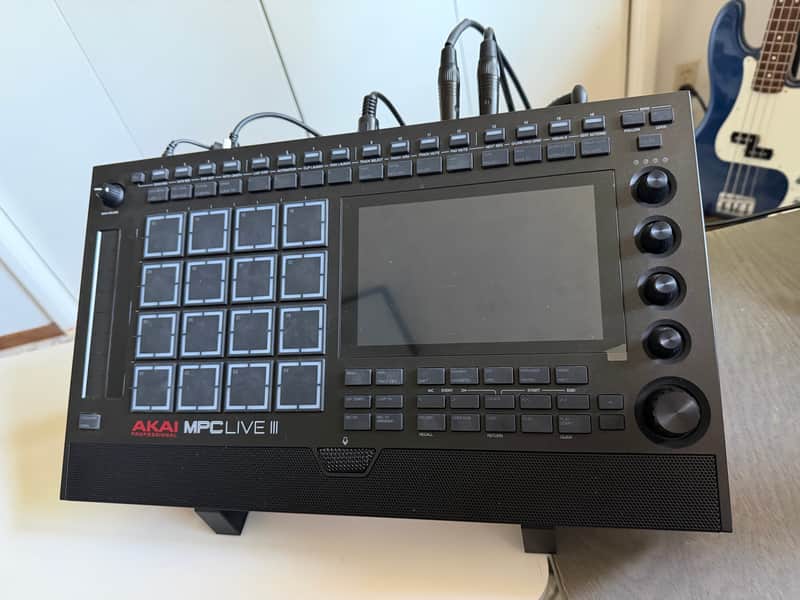 Akai MPC Live III Standalone Sampler / Sequencer 2025 - Present - Black image 1