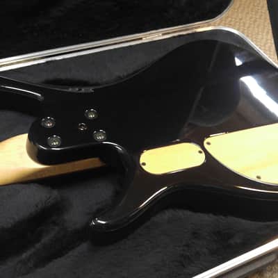Peavey Jack Daniels USA Signature 4-string Electric Bass w/Case black Daniel's cirrus image 4