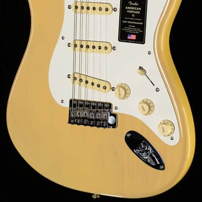 Fender American Vintage II 1957 Stratocaster Maple Fingerboard Vintage Blonde (803) image 1