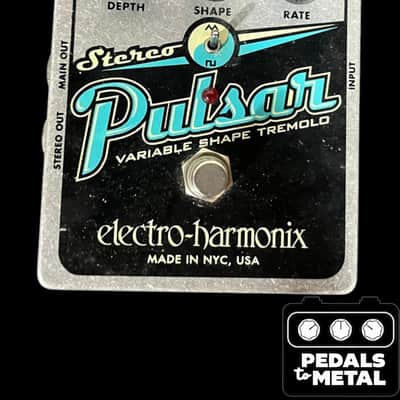Electro-Harmonix Stereo Pulsar Analog Tremolo 2007 - Present - Blue - X16516 image 1