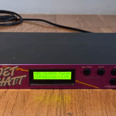 E-MU Systems Planet Phatt Rackmount 32-Voice Synthesizer 1997 - Pink
