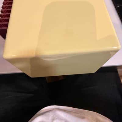 Avantone Pro Active MixCubes (Single) 2011 - Present - Buttercream image 3