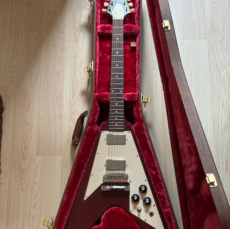 Gibson Flying V Faded Cherry image 1