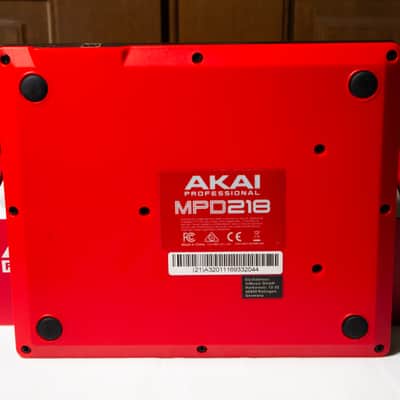 Akai MPD218 Drum Pad Controller--Excellent! image 4