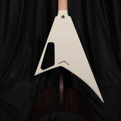Jackson Pro Series RRT-3 Rhoads 2026 Ivory with Black Pinstripes image 8