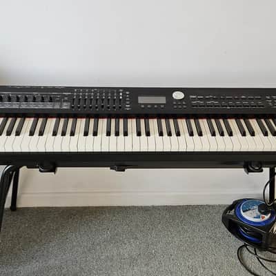 Roland RD-2000 Digital Stage Piano, excellent condition. Full 3 month warranty.